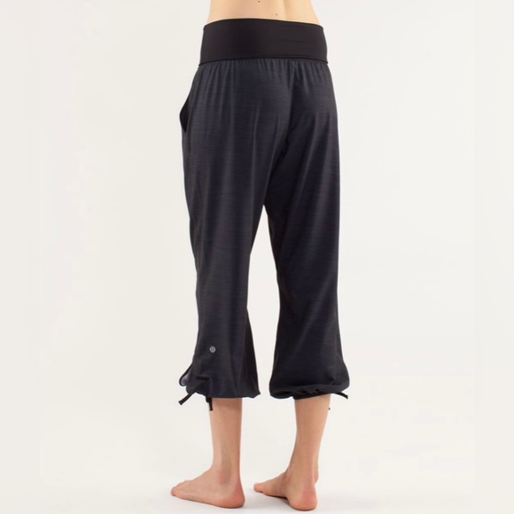 Lululemon Om Pant Commuter Denim Black / Black (Gray/Black) - Picture 2 of 15